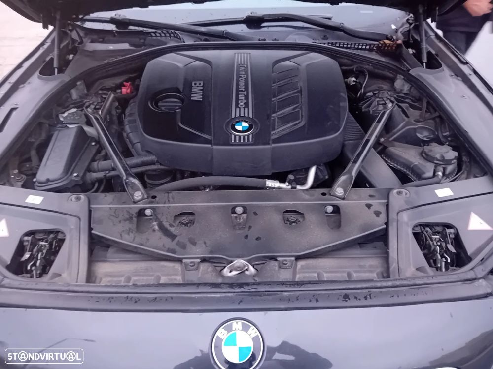 BMW 520 d Exclusive Auto 129g - 9