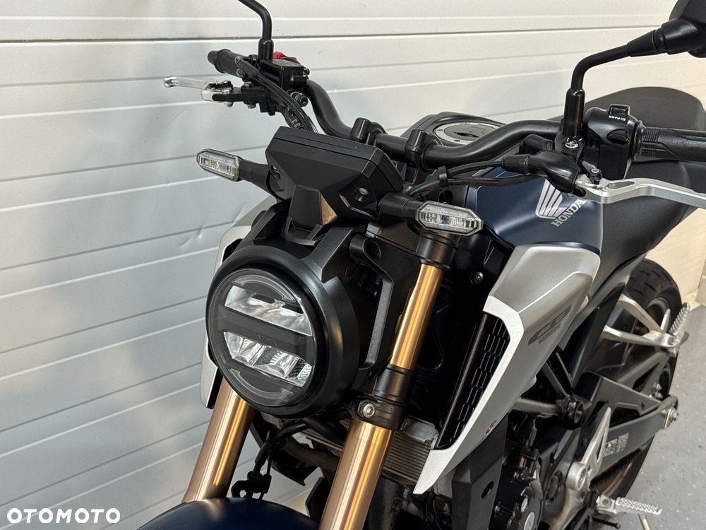 Honda CB - 19