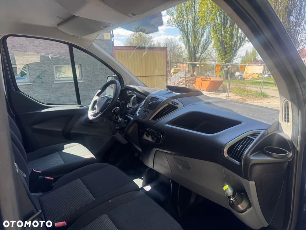 Ford TRANSIT CUSTOM - 15