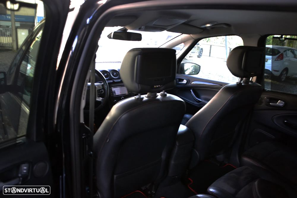Ford S-Max 2.0 TDCi Titanium 7L 149g - 29