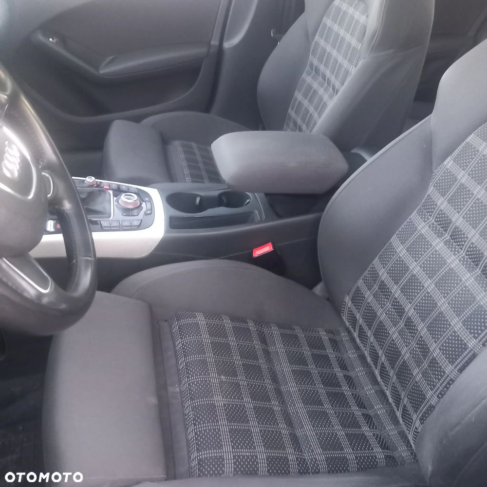 Audi A4 Avant 2.0 TDI DPF Ambiente - 10