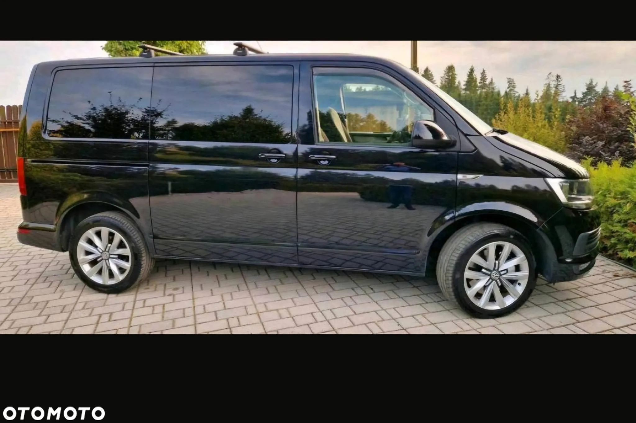 Volkswagen Multivan 2.0 TDI L1 Comfortline 4Motion DSG - 2
