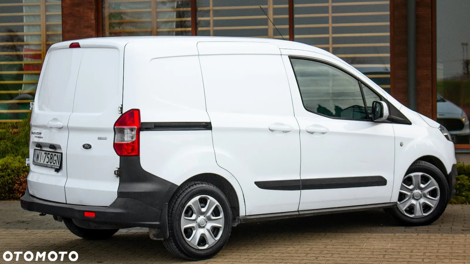 Ford Transit Courier 1.0 EcoBoost Trend - 12