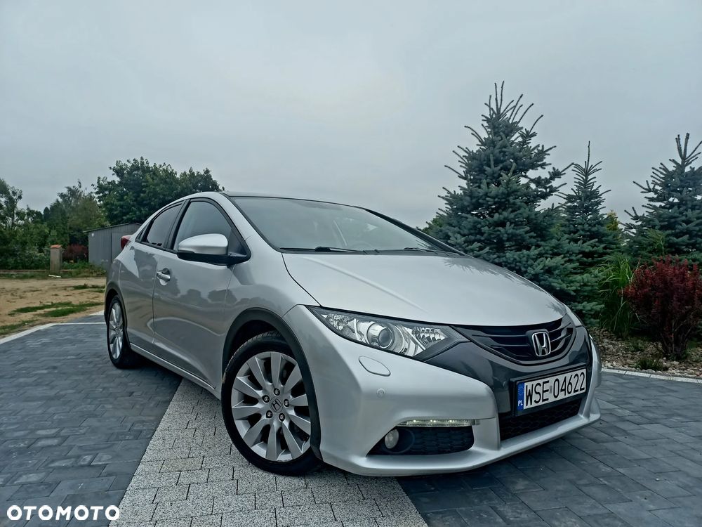 Honda Civic 1.8 Executive NAVI - 1