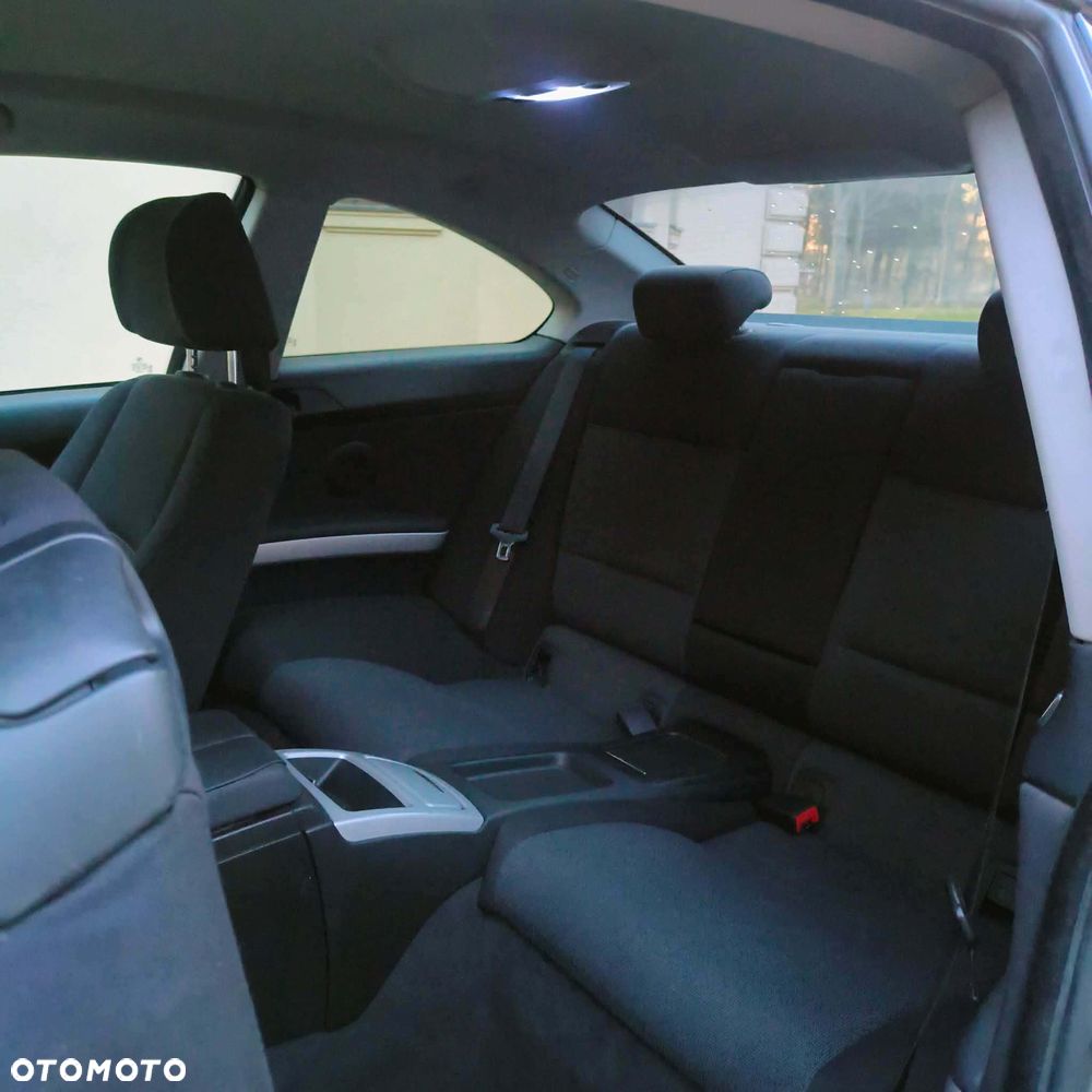 BMW Seria 3 320d - 15