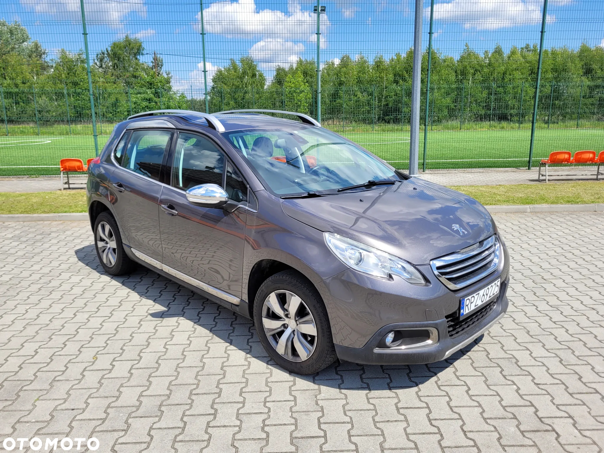 Peugeot 2008 1.6 e-HDi Active S&S - 28