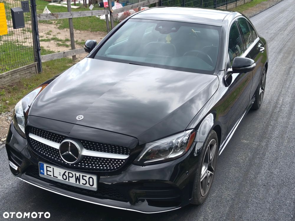 Mercedes-Benz Klasa C 300 4Matic 9G-TRONIC AMG Line - 15