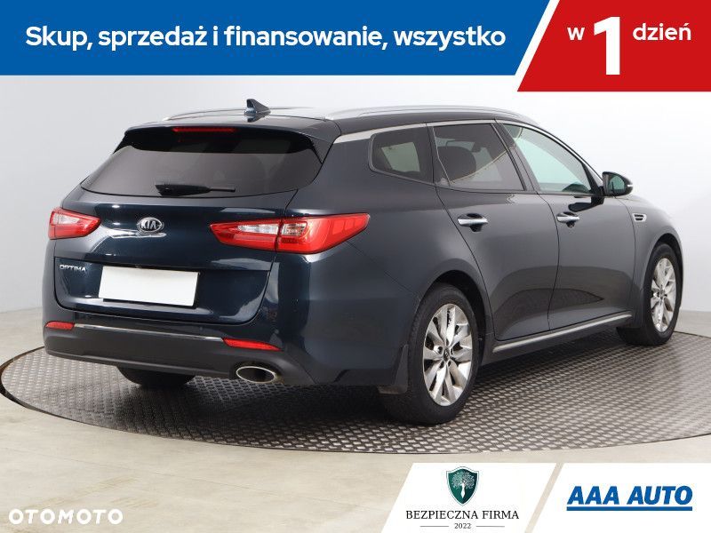 Kia Optima - 6