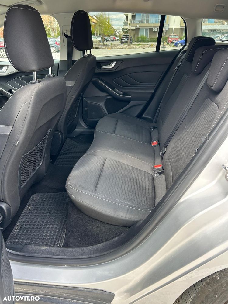 Ford Focus 1.0 EcoBoost Connected - 25