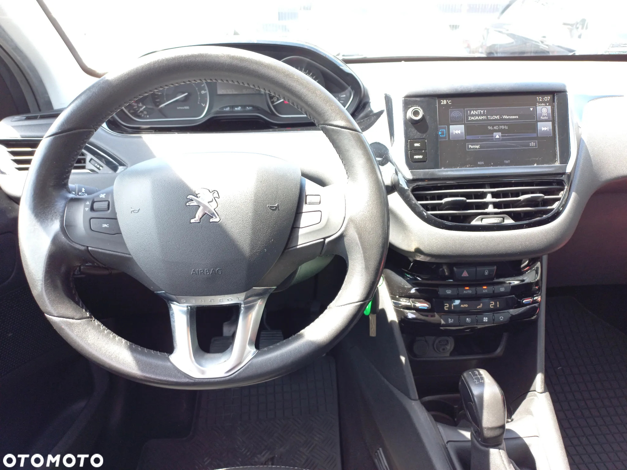 Peugeot 208 1.2 PureTech Active - 15