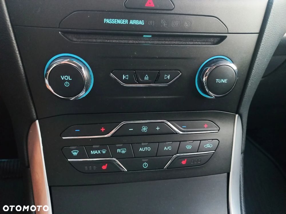 Ford S-Max 2.0 EcoBlue Titanium - 19