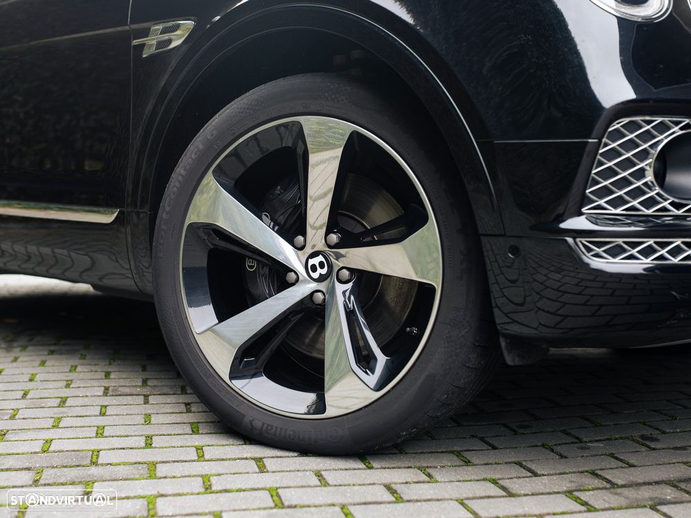 Bentley Bentayga W12 Mulliner - 6