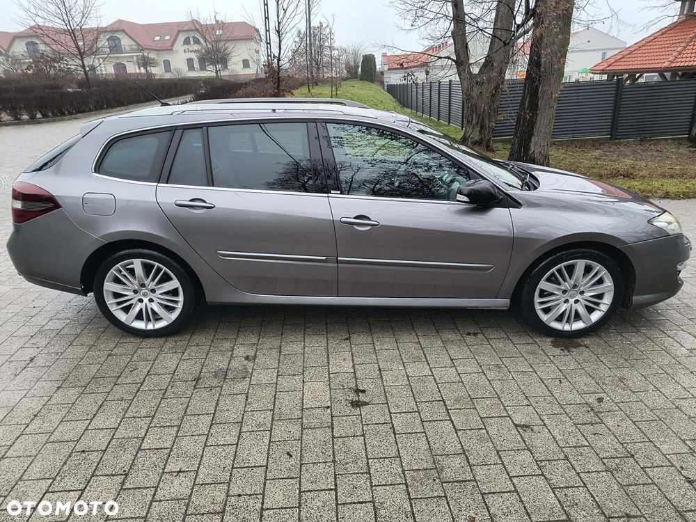 Renault Laguna dCi 180 FAP Initiale - 9