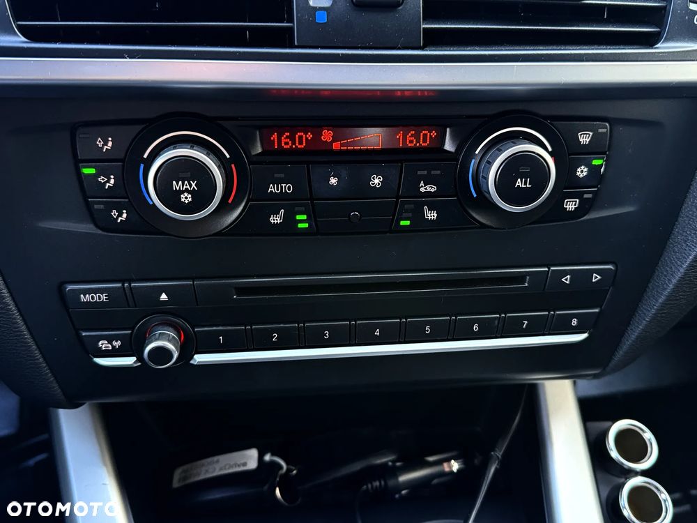 BMW X3 xDrive20d - 17