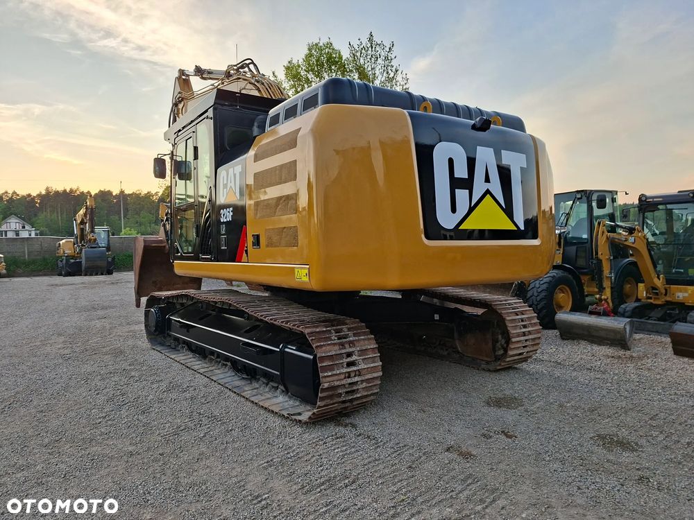 Caterpillar CAT 326 FL - 5