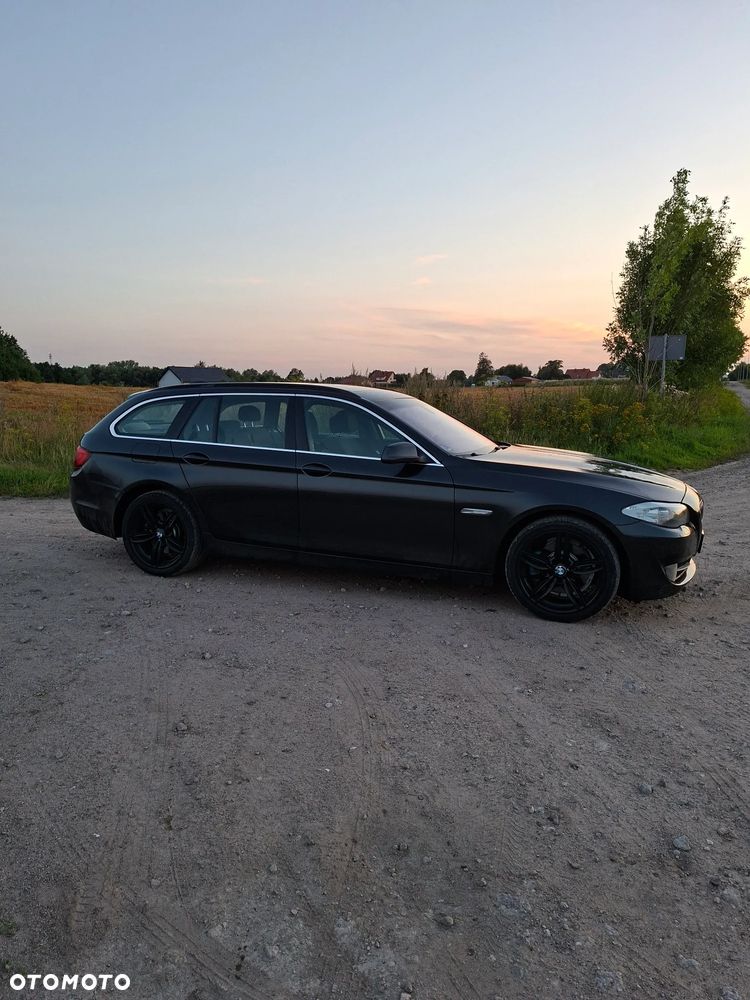 BMW Seria 5 520d - 17