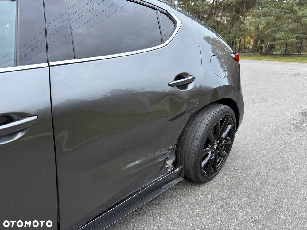 Mazda 3 SKYACTIV-X 2.0 M-Hybrid SELECTION - 28