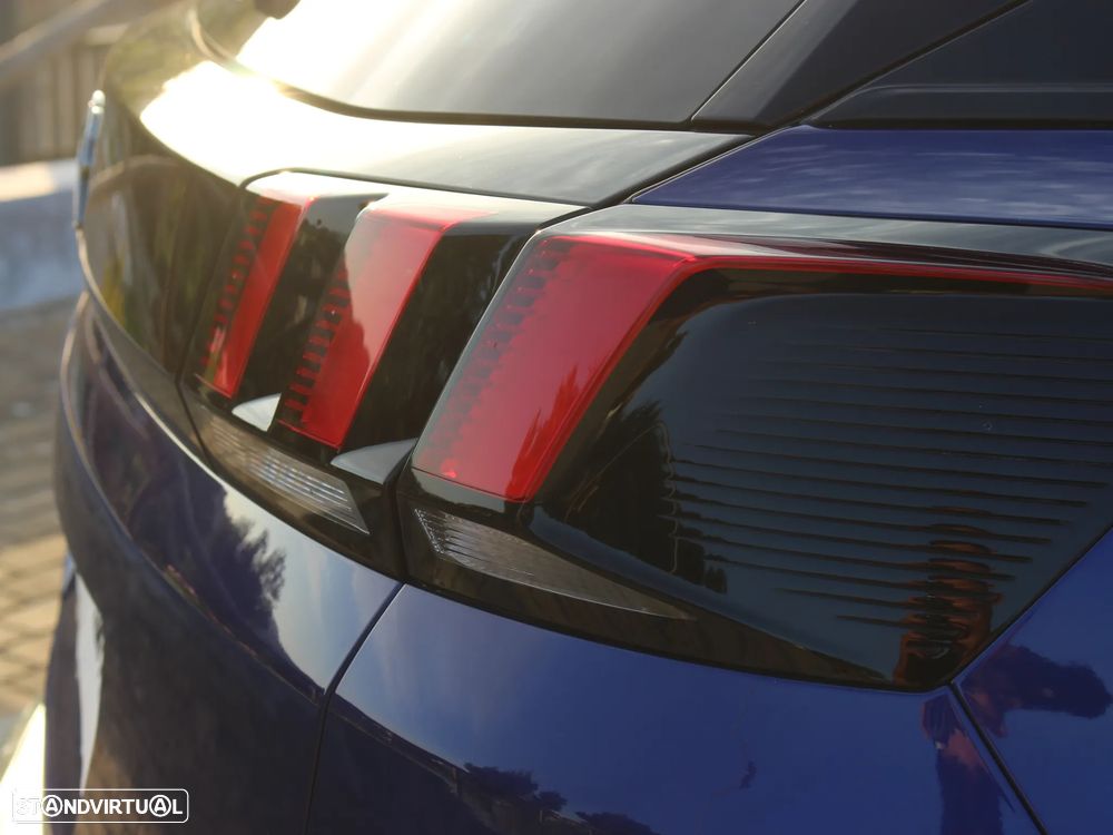 Peugeot 3008 PureTech 130 Stop & Start GPF EAT8 Allure - 15