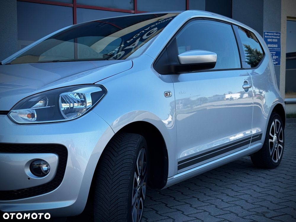 Volkswagen up! club - 4