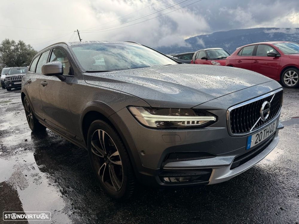 Volvo V90 Cross Country 2.0 D4 Pro AWD Geartronic - 3