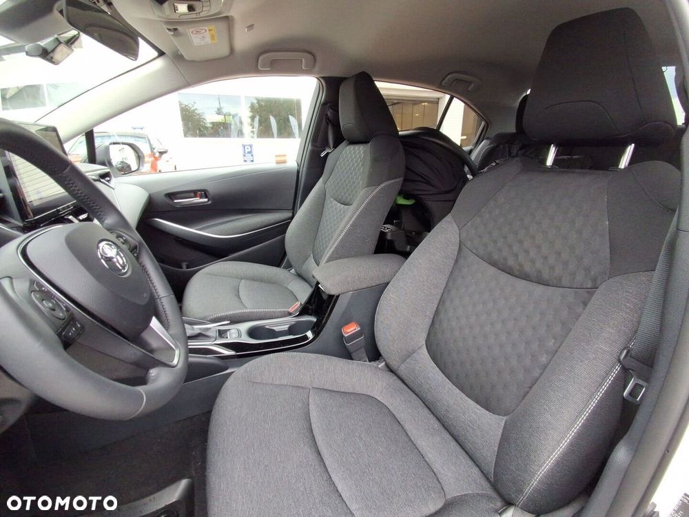 Toyota Corolla 1.8 Hybrid Style - 12