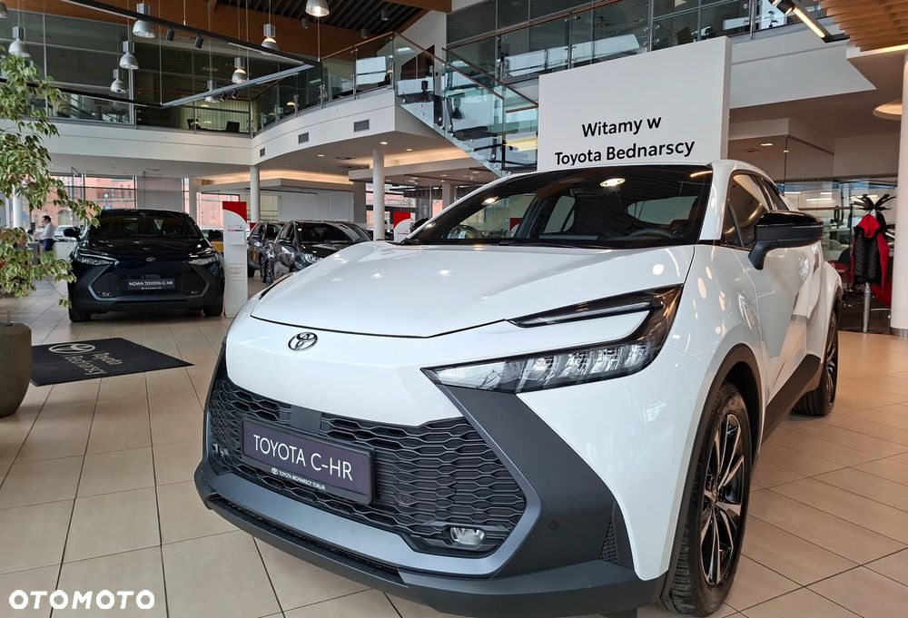 Toyota C-HR 2.0 PHEV Dynamic Force Executive