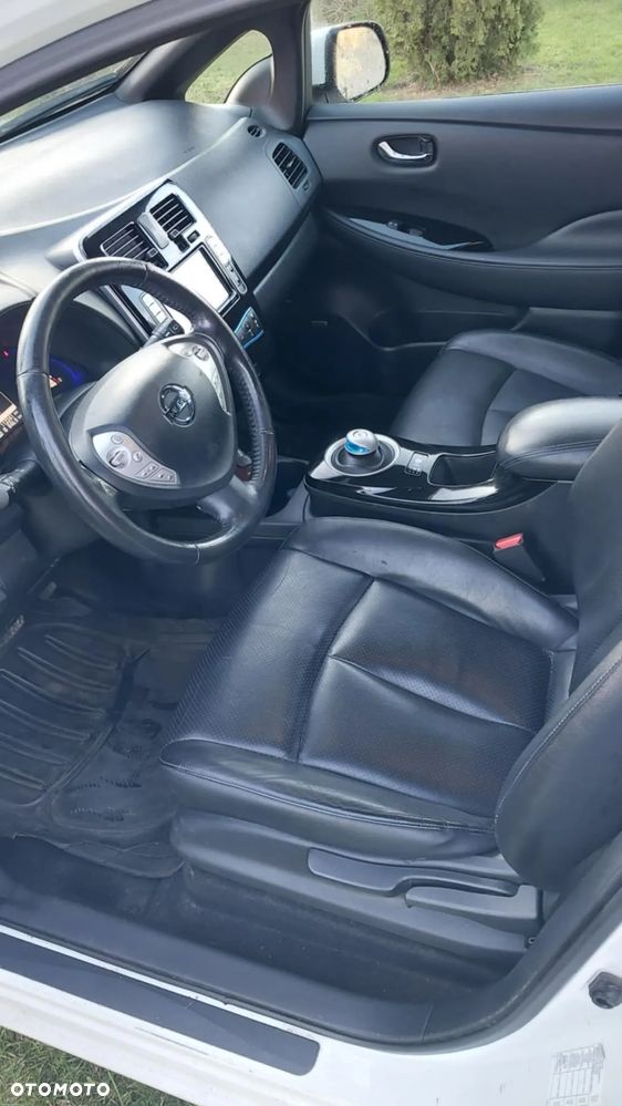 Nissan Leaf - 8