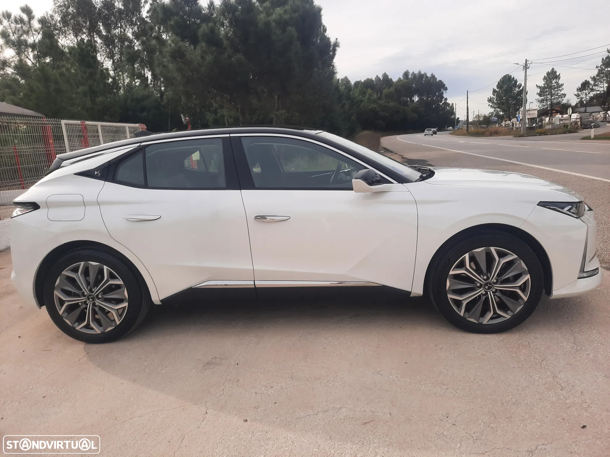 DS DS4 E-Tense Performance Line EAT8 - 12