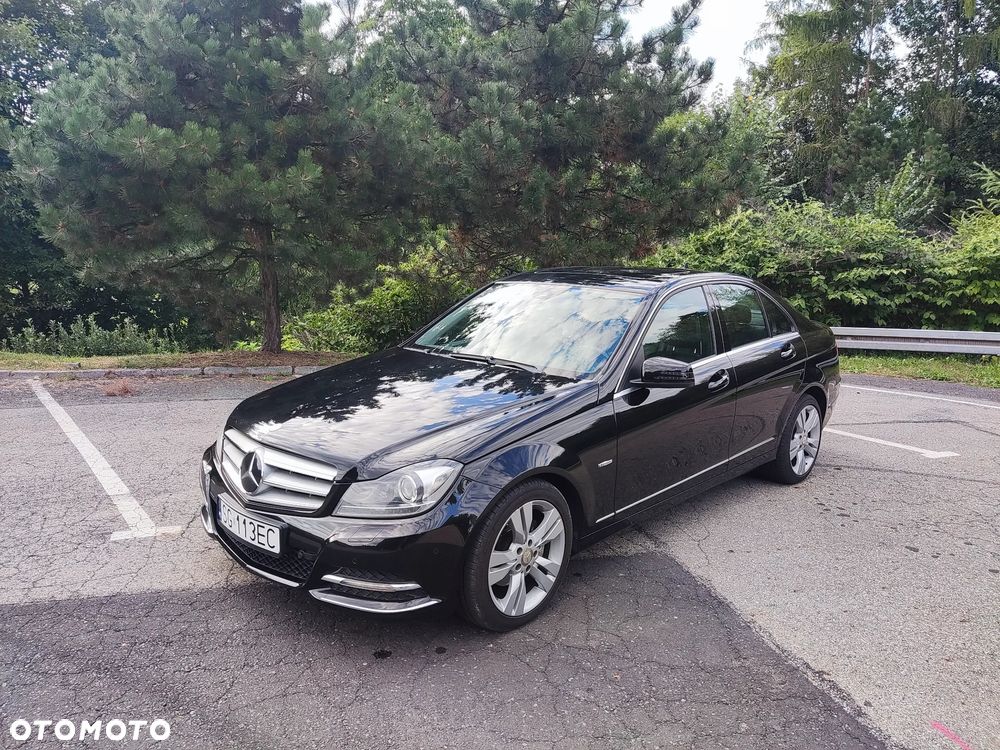 Mercedes-Benz Klasa C 250 CGI BlueEff Avantgarde - 2