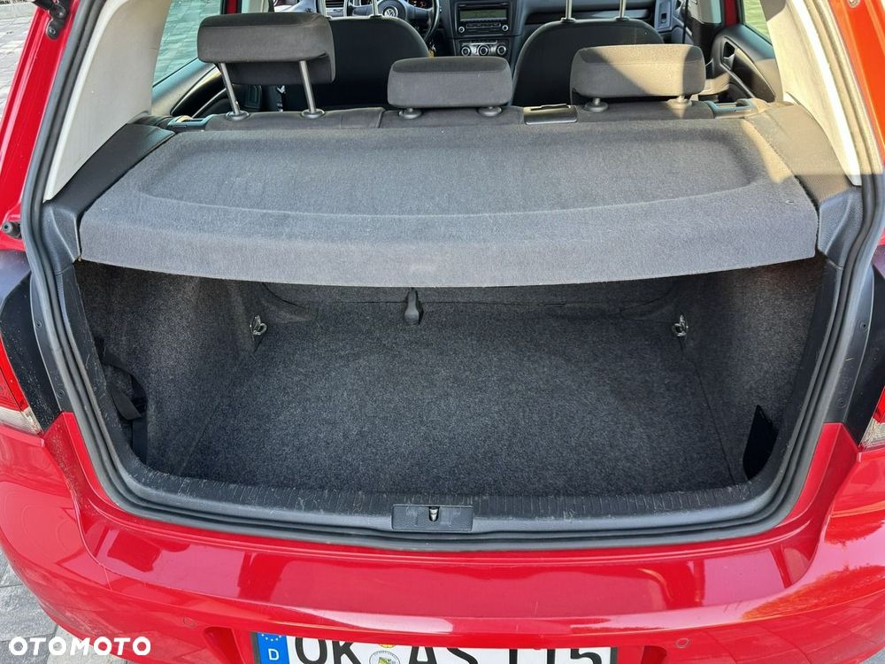 Volkswagen Golf - 23