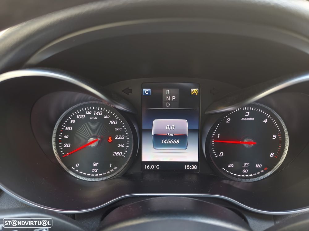 Mercedes-Benz C 220 d Station 9G-TRONIC AMG Line - 9