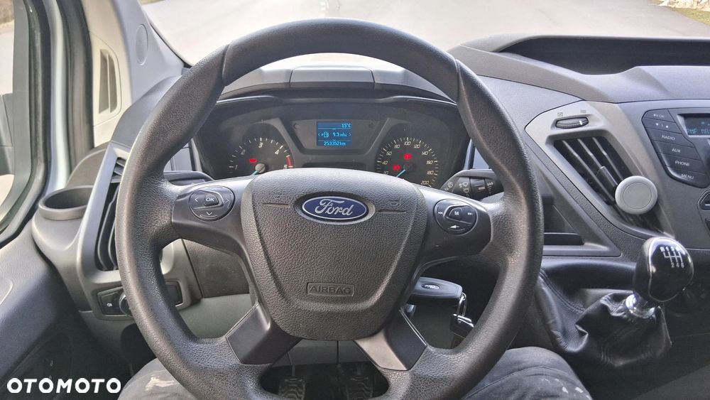 Ford Transit Custom - 11