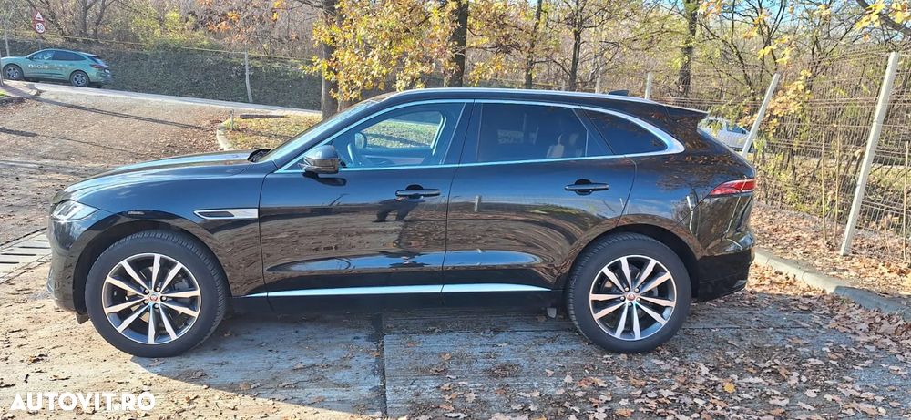 Jaguar F-Pace D200 AWD R-Dynamic SE - 2