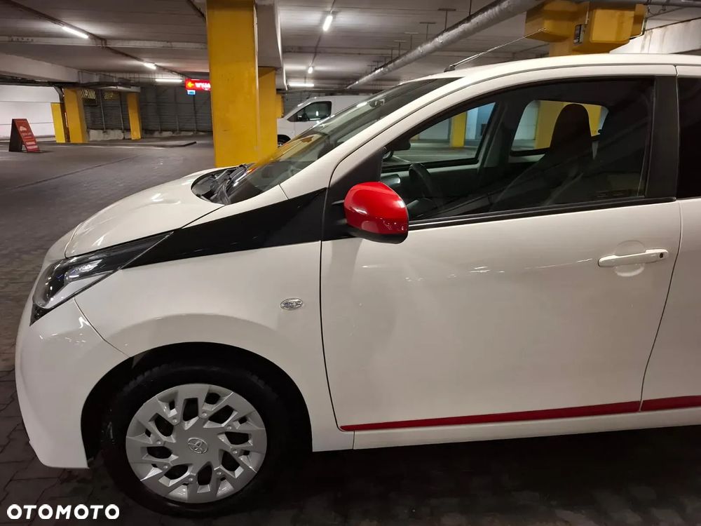 Toyota Aygo 1.0 VVT-i Color Edition - 35