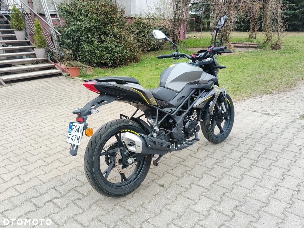 Benelli BN 125 - 9
