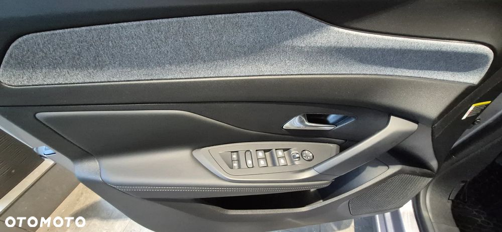 Peugeot 308 1.2 PureTech Allure Pack S&S EAT8 - 10