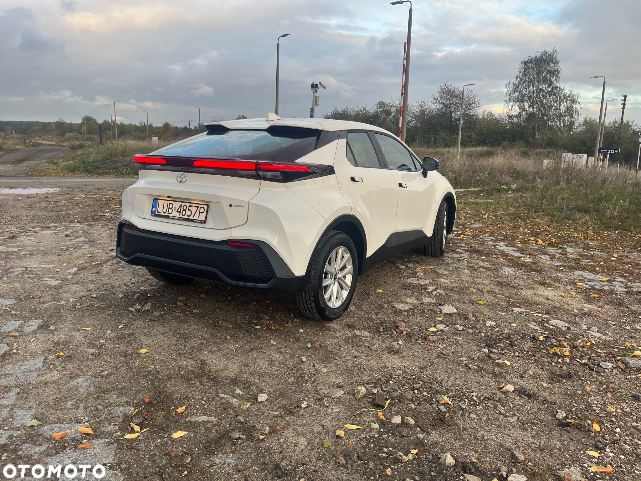 Toyota C-HR - 5