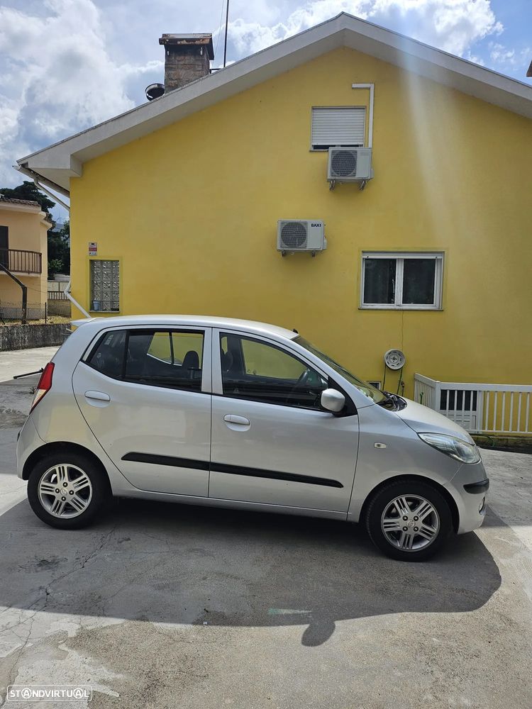 Hyundai i10 1.1 CRDi VGT Comfort - 4