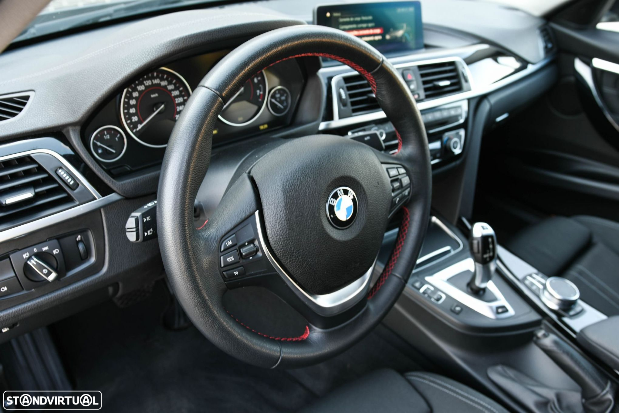 BMW 330 e iPerformance Line Sport - 18