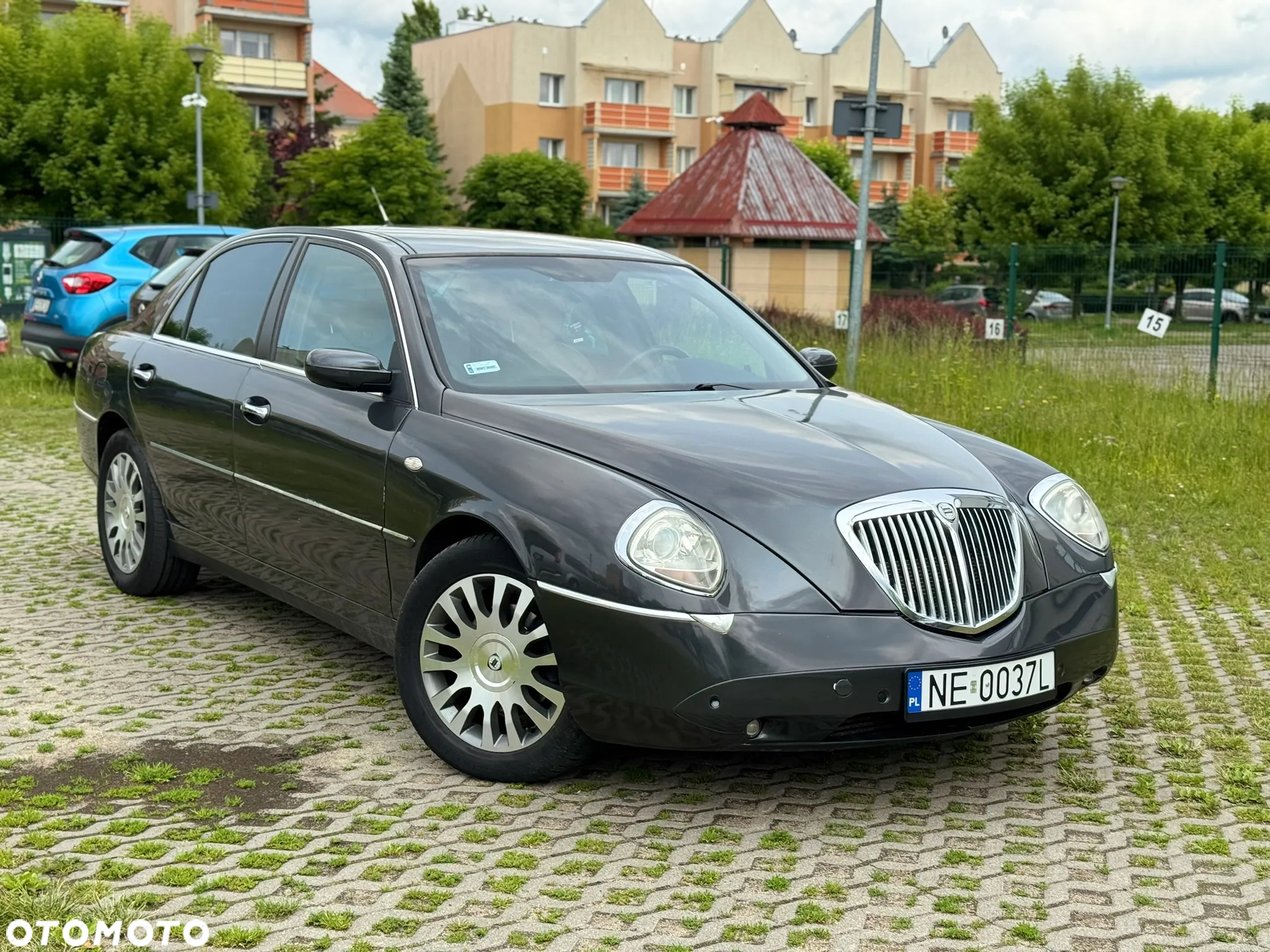 Lancia Thesis 2.4 JTD 20v Executive - 3