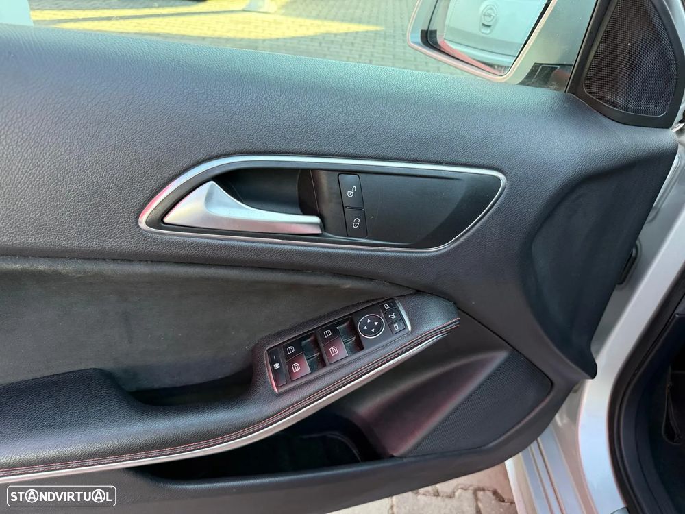 Mercedes-Benz A 180 CDi BE AMG Sport - 12