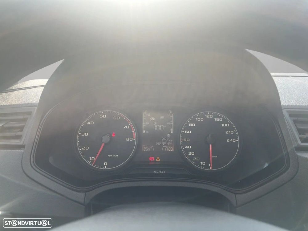 SEAT Ibiza 1.0 Style — fotografia 11