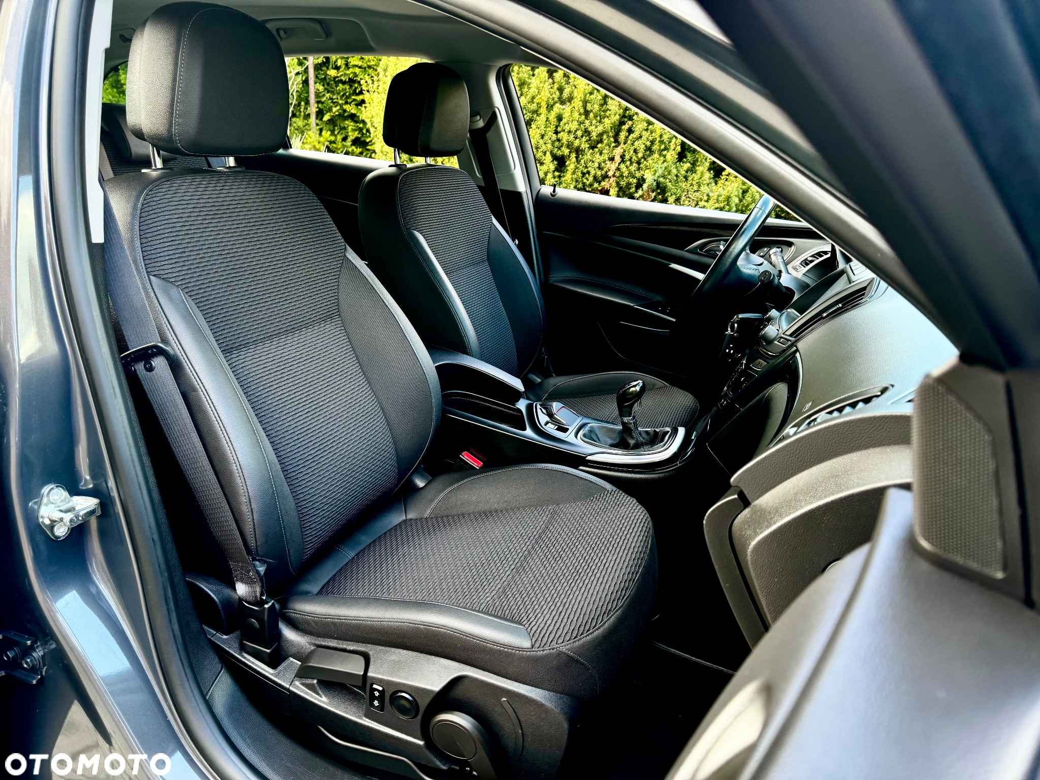 Opel Insignia - 31