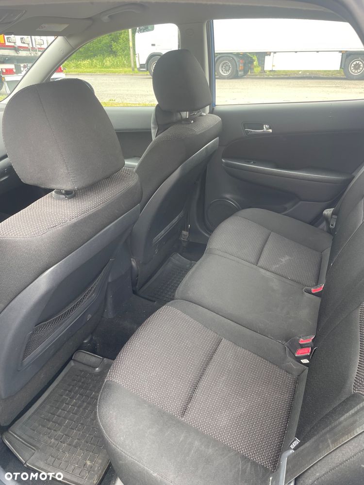 Hyundai i30 1.6 Classic - 11