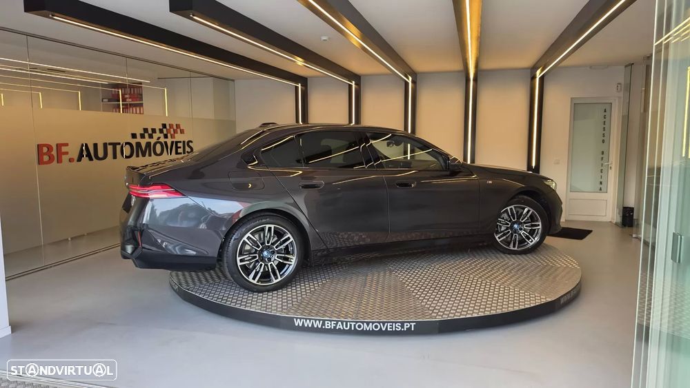 BMW i5 eDrive40 Pack Desportivo M Pro - 7
