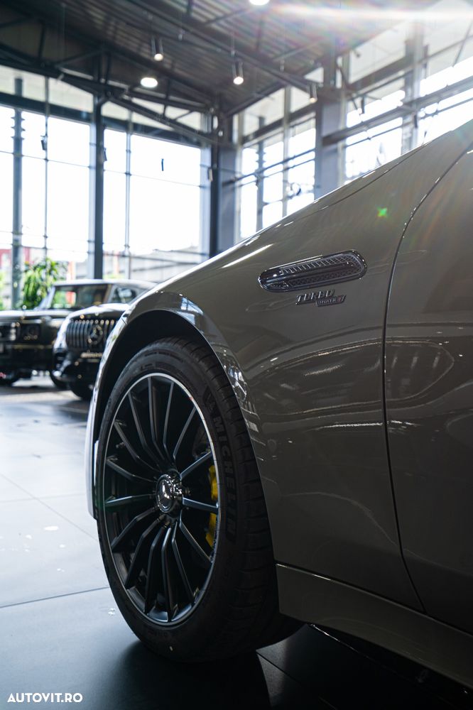 Mercedes-Benz AMG GT 4-door Coupe - 8