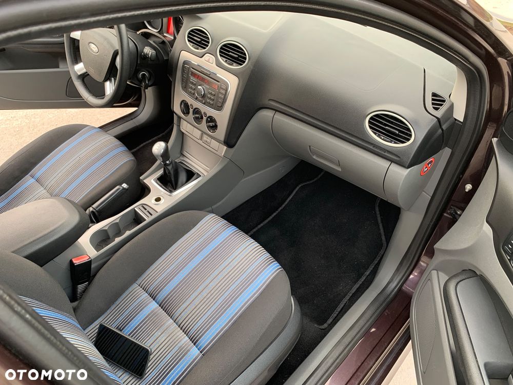 Ford Focus Turnier 1.6 TDCi DPF Trend - 17