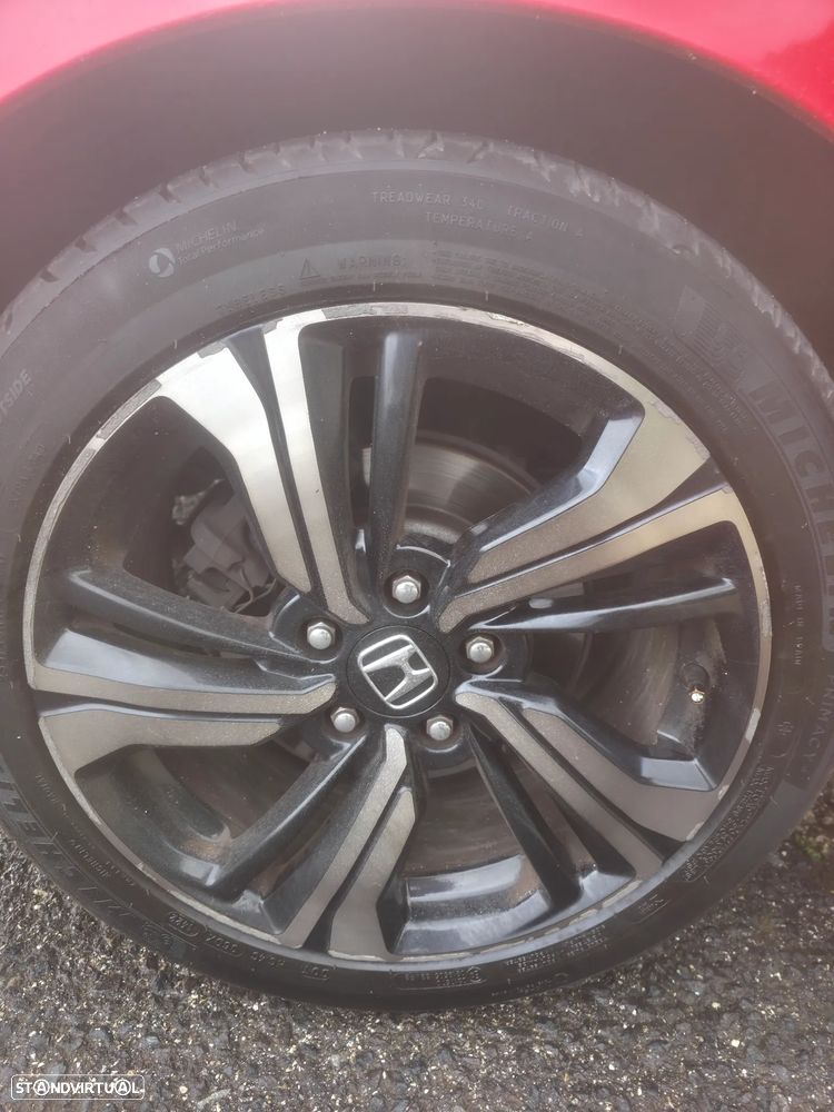 Honda Civic 1.0 i-VTEC Executive Premium - 11