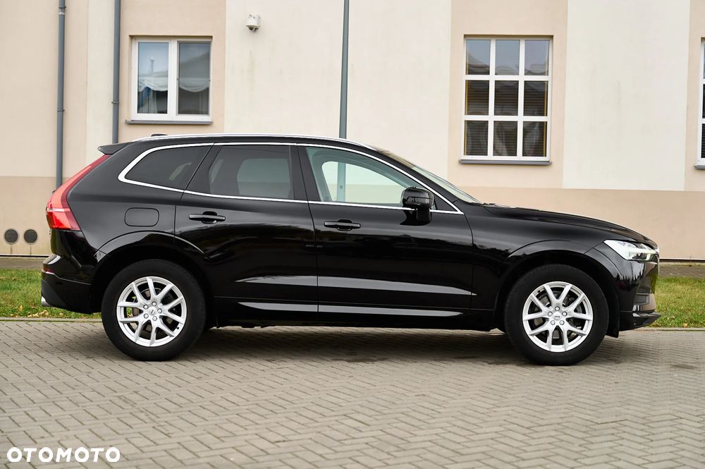 Volvo XC 60 D3 Momentum Pro - 18