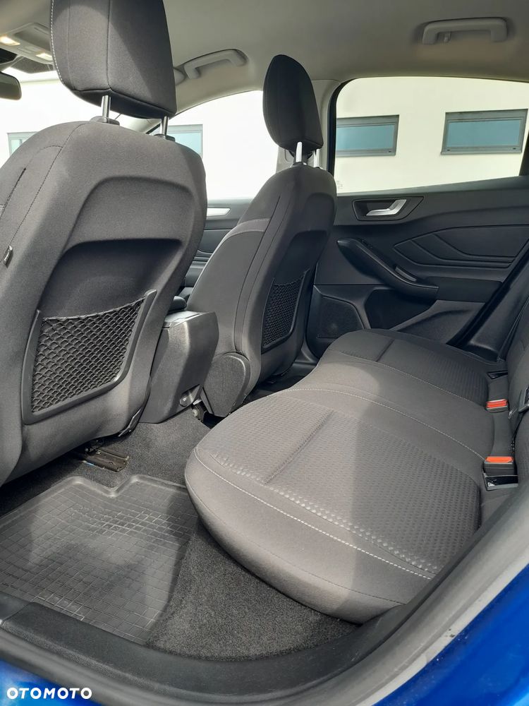 Ford Focus 1.0 EcoBoost Titanium - 22